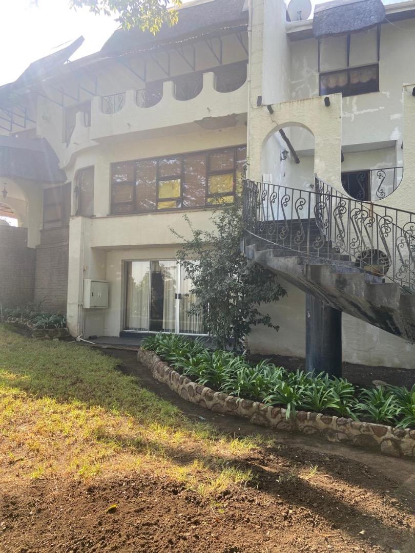 6 Bedroom House for Sale - KwaZulu Natal