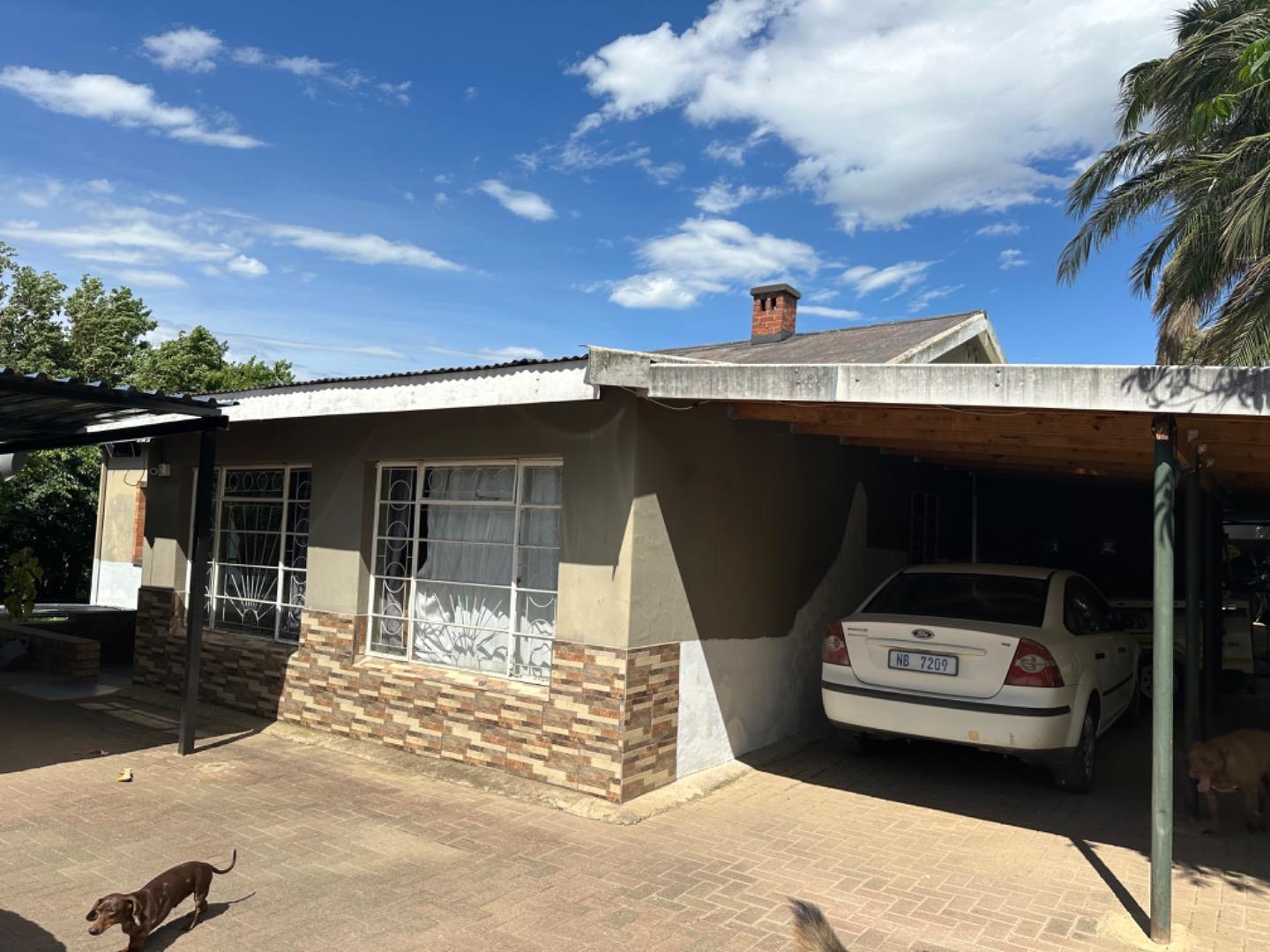 3 Bedroom House + Cottage/Flat for Sale - KwaZulu Natal