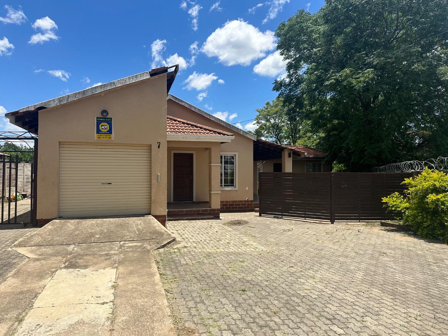 5 Bedroom House for Sale - KwaZulu Natal