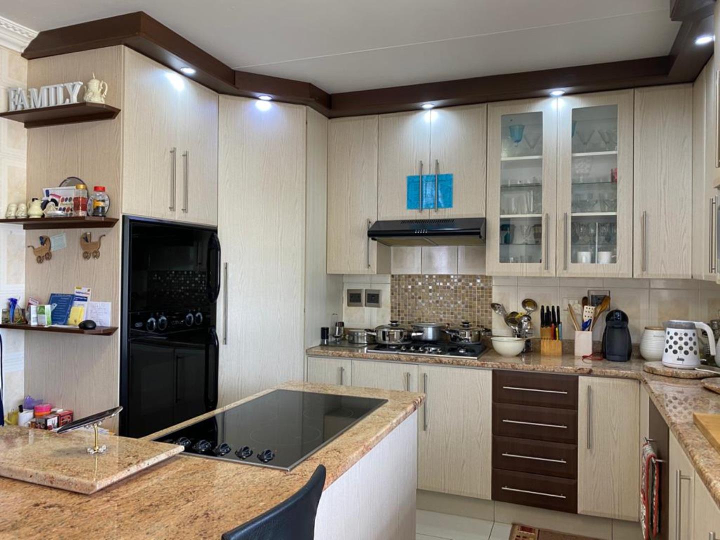 5 Bedroom House for Sale - KwaZulu Natal